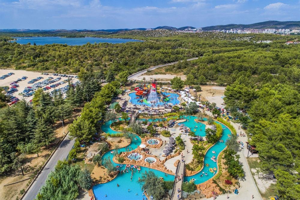 Amadria Park Family Hotel Jakov シベニク エクステリア 写真